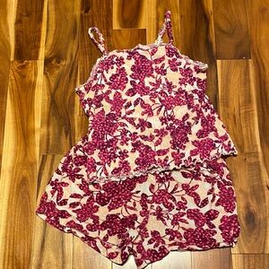 Old Navy Girls Size XL (14-16) Pink and Cream Floral/Tropical Shorts & Tank Set